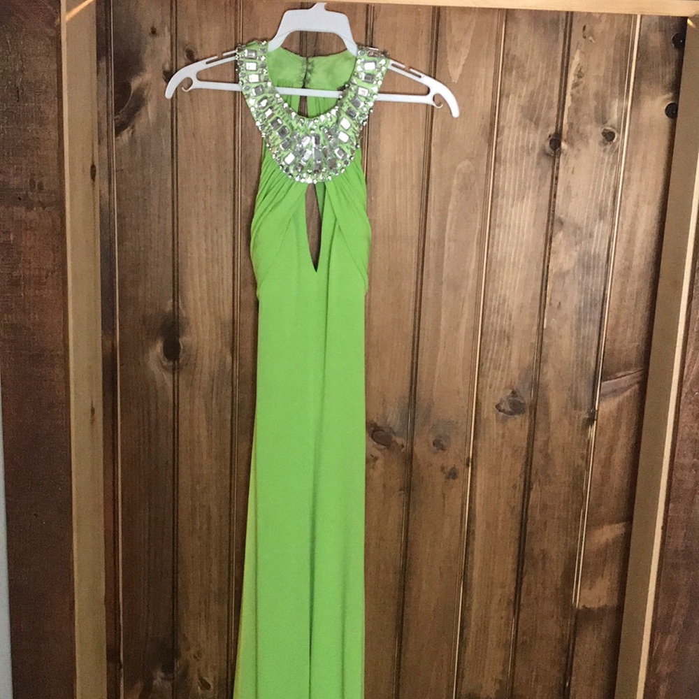 Lime green cache formal / prom dress with beading